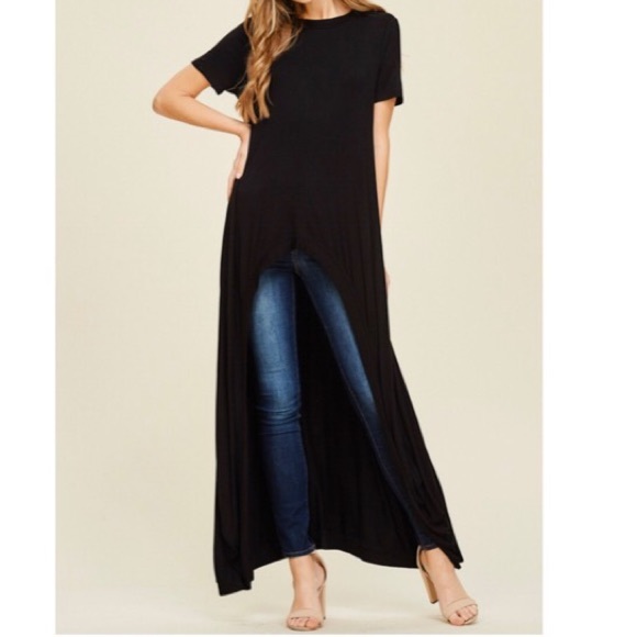 ✨LAST ONE✨High low 3/4  sleeve top - Picture 2 of 6